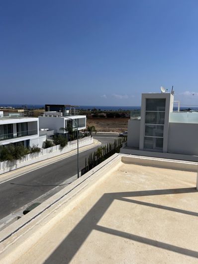 Image No.2-3 Bed Villa for sale