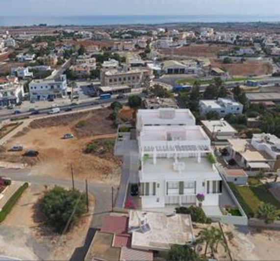 Image No.10-Appartement de 3 chambres à vendre à Deryneia