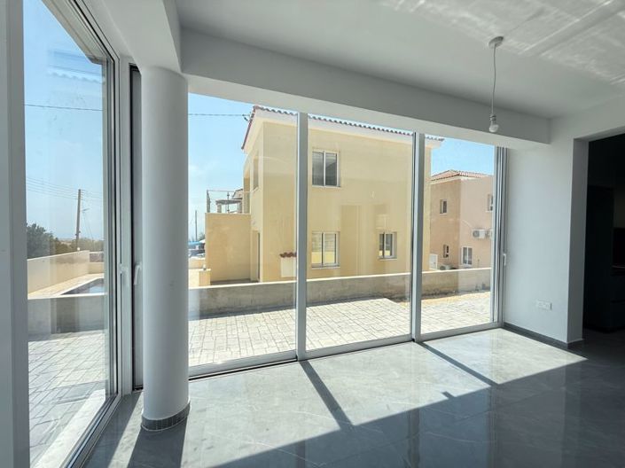 Image No.3-3 Bed Villa for sale