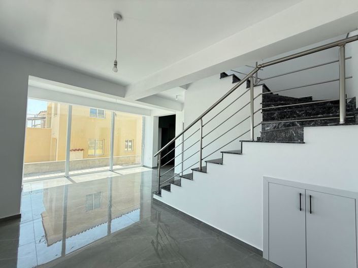 Image No.5-3 Bed Villa for sale