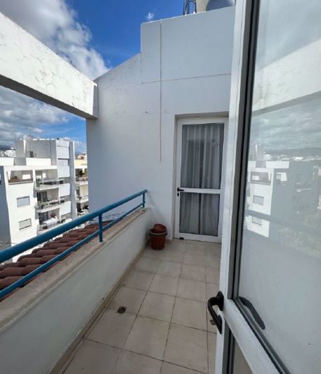 Image No.2-Appartement de 3 chambres à vendre à Neapolis