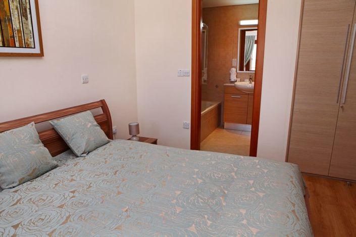 Image No.8-2 Bed Apartment for sale