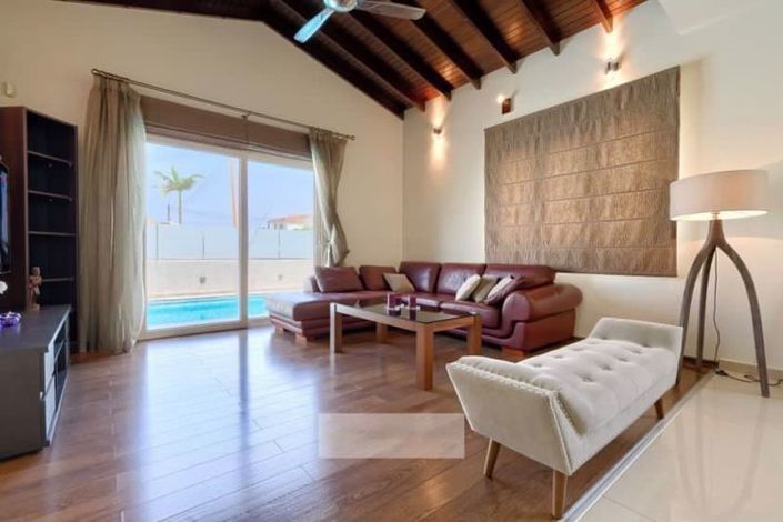 Image No.13-Villa de 6 chambres à vendre à Universal