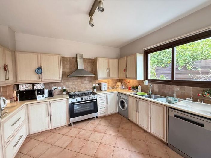 Image No.7-4 Bed Villa for sale