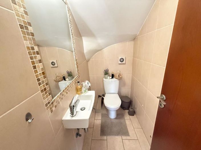 Image No.8-4 Bed Villa for sale