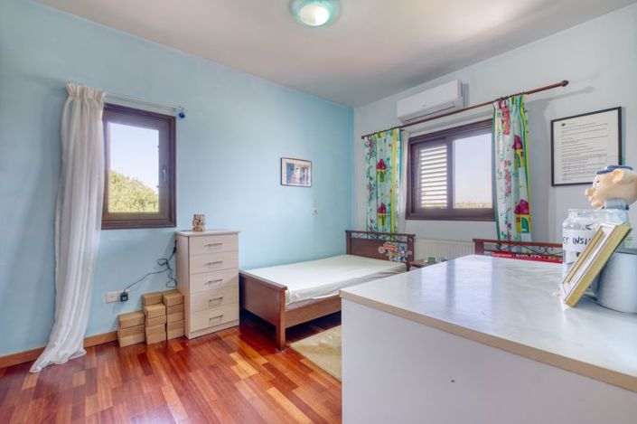 Image No.24-Villa de 5 chambres à vendre à Kokkines