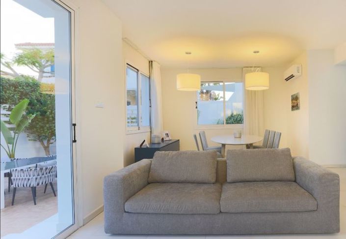 Image No.4-Villa de 3 chambres à vendre à Pernera