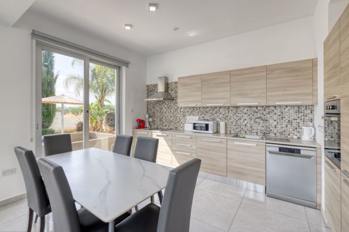 Image No.8-Villa de 3 chambres à vendre à Ayia Triada