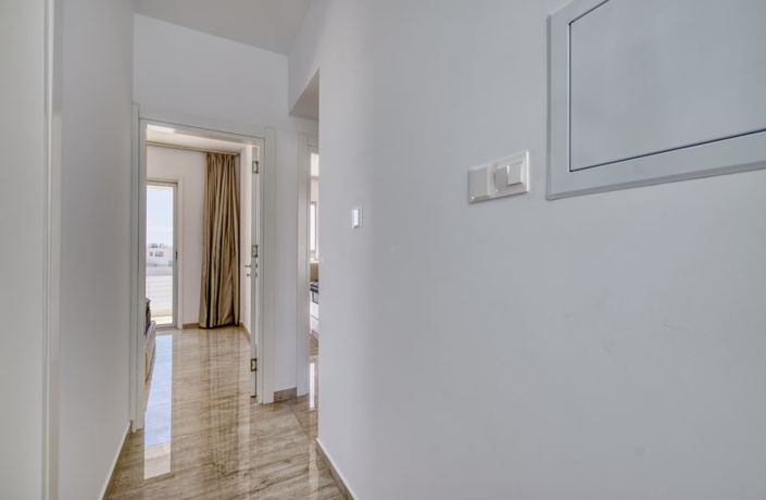 Image No.7-Villa de 5 chambres à vendre à Protaras