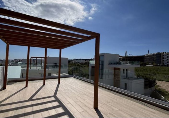 Image No.17-4 Bed Villa for sale