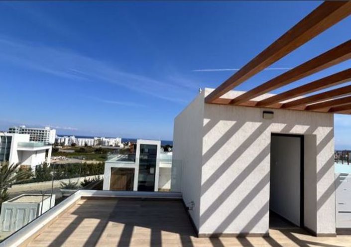 Image No.3-4 Bed Villa for sale