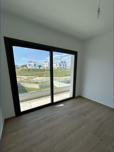 Image No.8-4 Bed Villa for sale