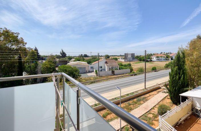 Image No.13-3 Bed Apartment for sale