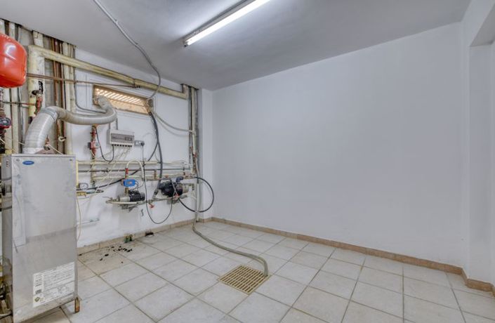 Image No.35-Villa de 4 chambres à vendre à Oroklini