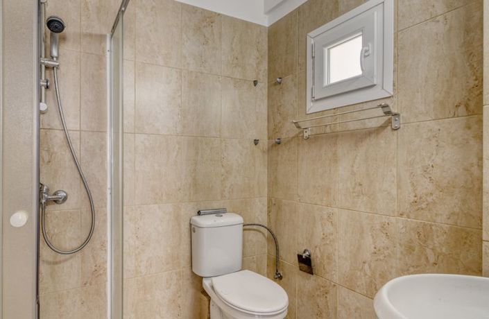 Image No.41-Villa de 4 chambres à vendre à Oroklini