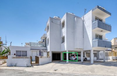 apartment-location-outlined