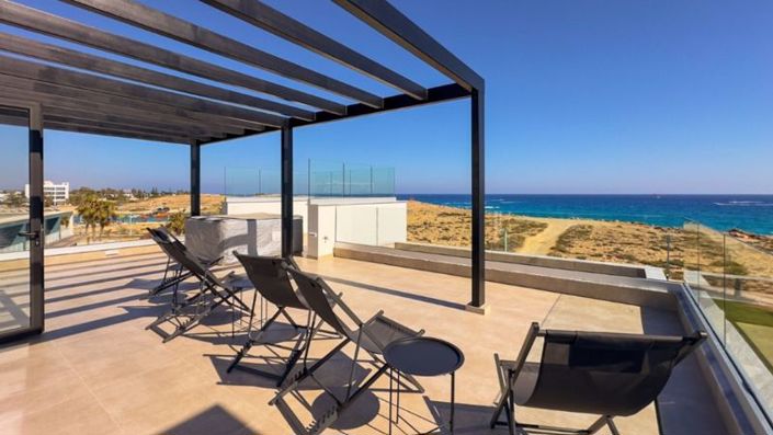 Image No.2-Villa de 4 chambres à vendre à Ayia Napa