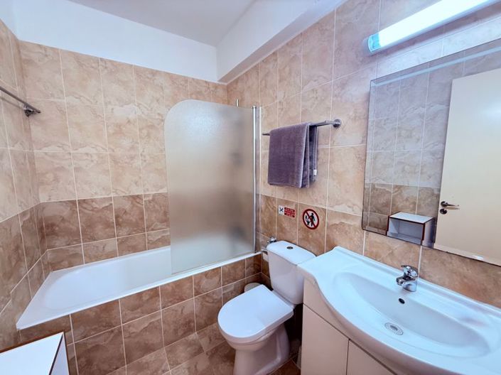 Image No.14-2 Bed Apartment for sale