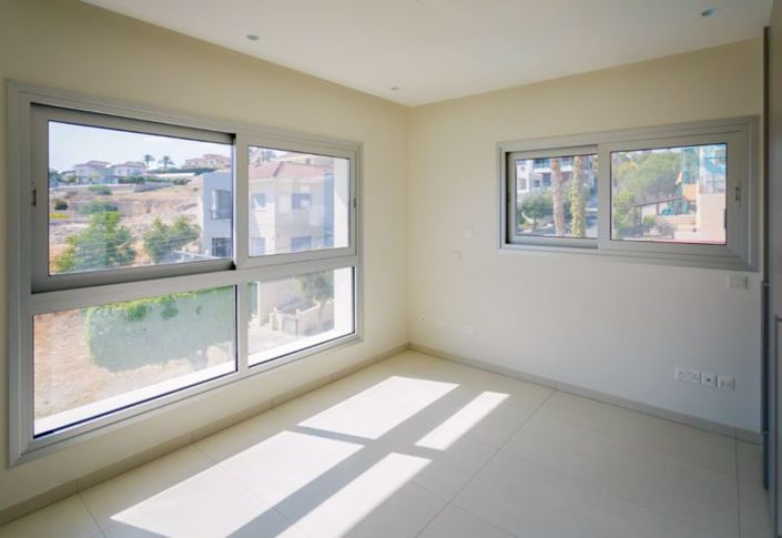 Image No.14-Appartement de 2 chambres à vendre à Germasogeia