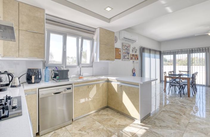 Image No.6-Villa de 4 chambres à vendre à Troulloi