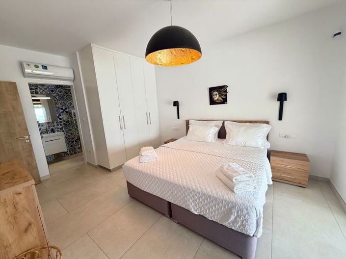 Image No.20-Villa de 4 chambres à vendre à Peyia