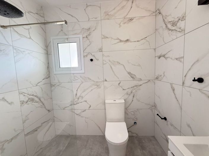 Image No.13-3 Bed Apartment for sale