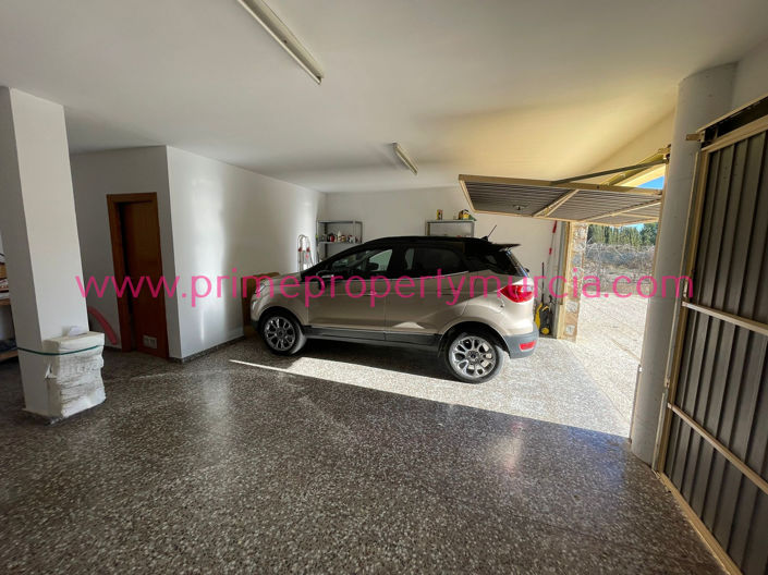 Image No.6-10 Bed Villa for sale
