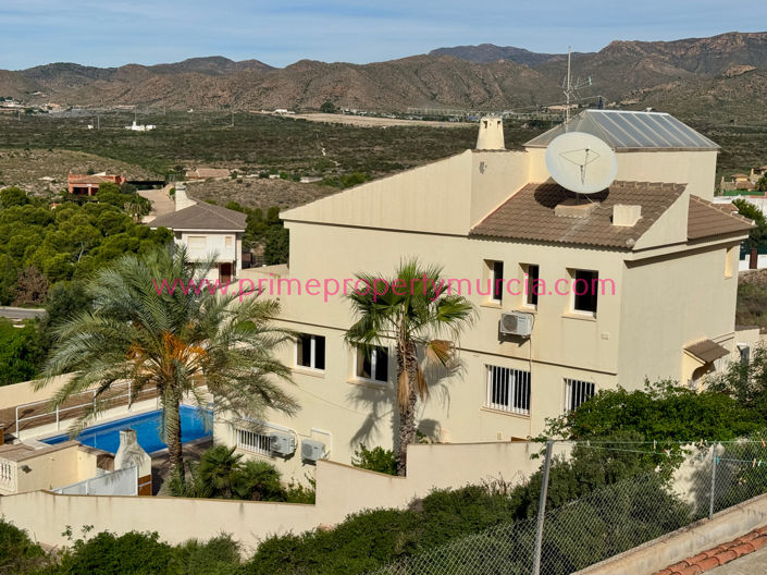 Image No.26-5 Bed Villa for sale