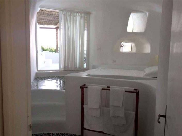 Image No.12-3 Bed House for sale