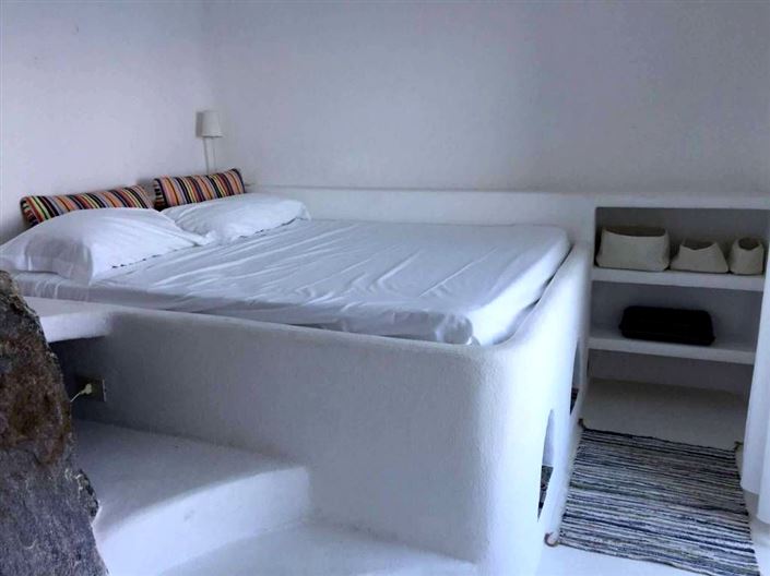 Image No.9-3 Bed House for sale