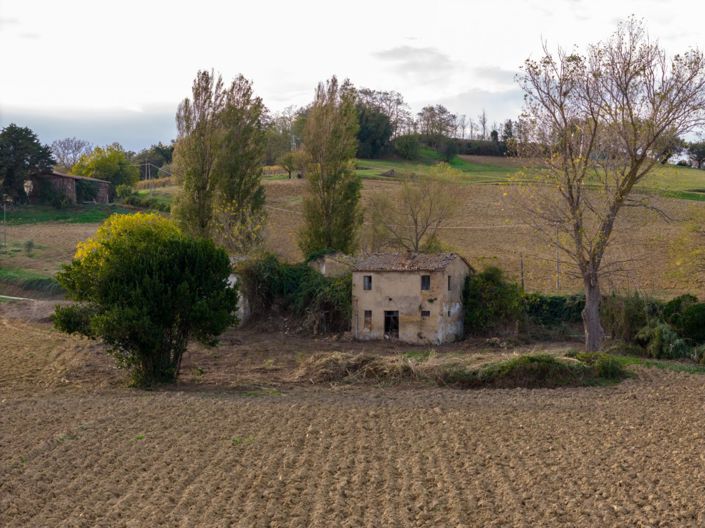 Image No.12-10 Bed Country House for sale