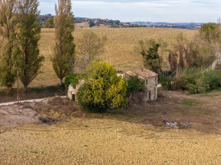 Image No.16-10 Bed Country House for sale