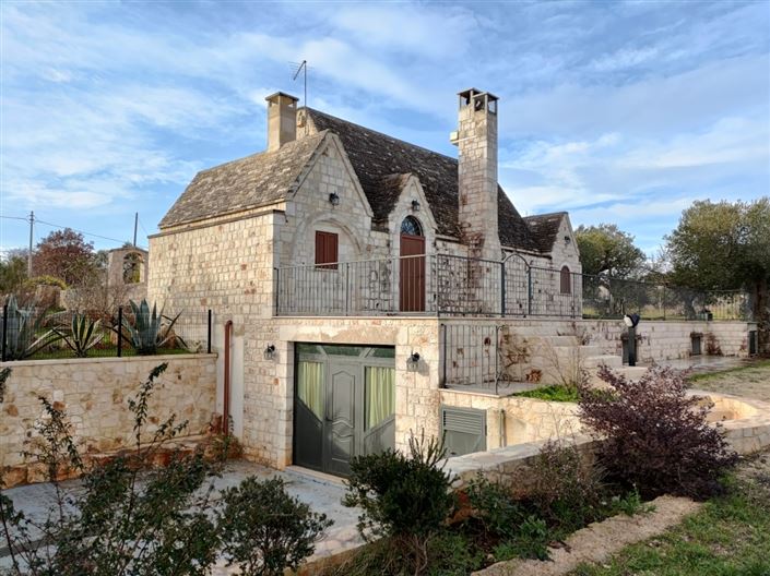 Image No.14-3 Bed Country House for sale