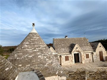 vendita-gruppo-di-fabbricati-bari-rif-pcr-834