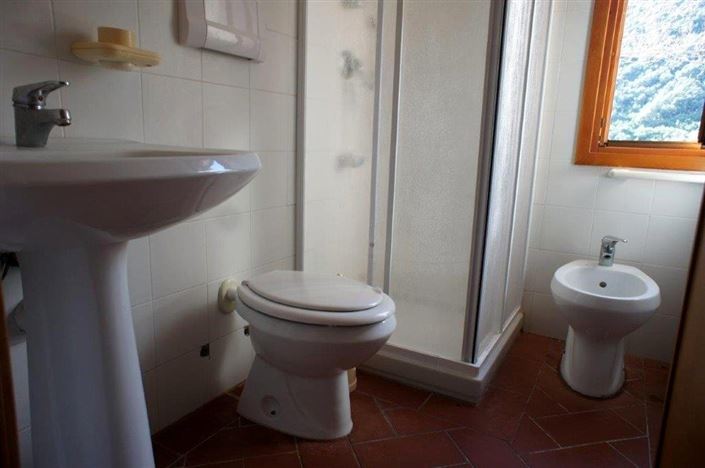 Image No.28-2 Bed House for sale