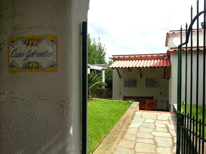 Image No.3-2 Bed House for sale