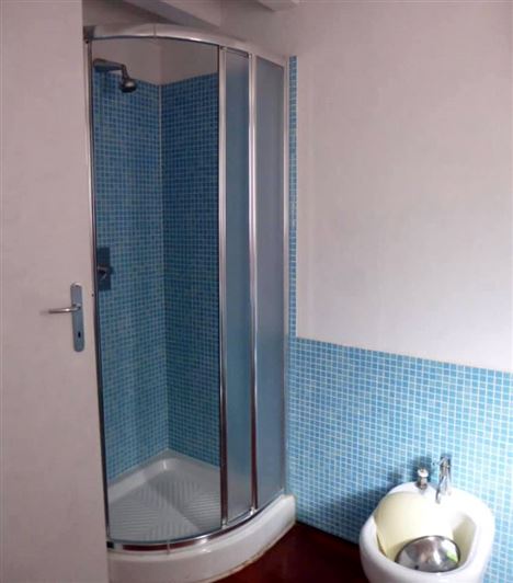 Image No.18-3 Bed House for sale