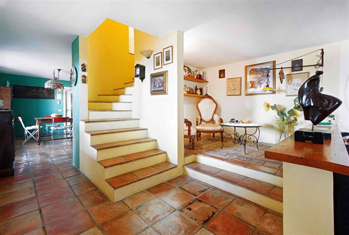 Image No.15-5 Bed House for sale