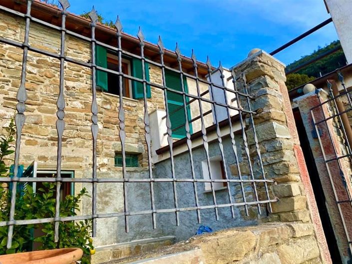 Image No.2-2 Bed House for sale