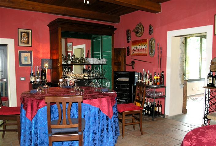 Image No.12-4 Bed House for sale