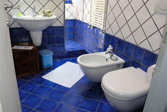 Image No.19-4 Bed House for sale