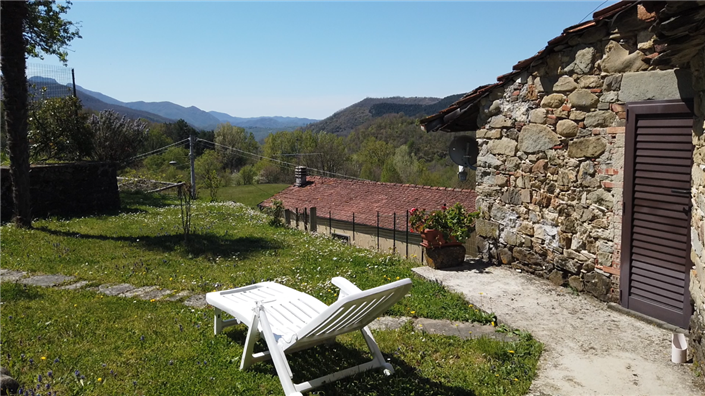 Image No.5-7 Bed Country House for sale