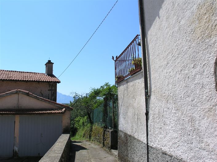 Image No.6-3 Bed House for sale