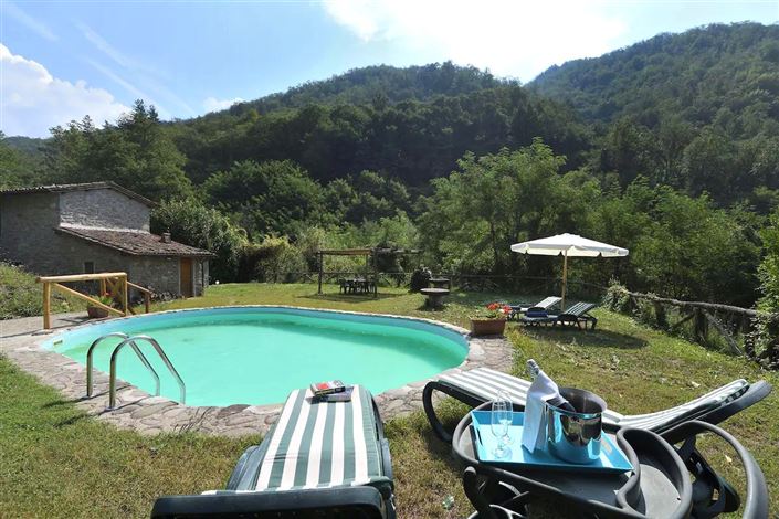 Image No.35-5 Bed Country House for sale