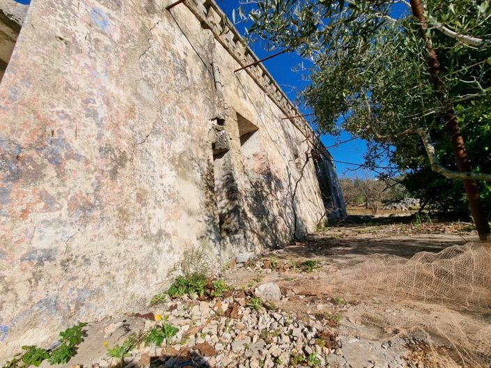 Image No.17-2 Bed Country House for sale