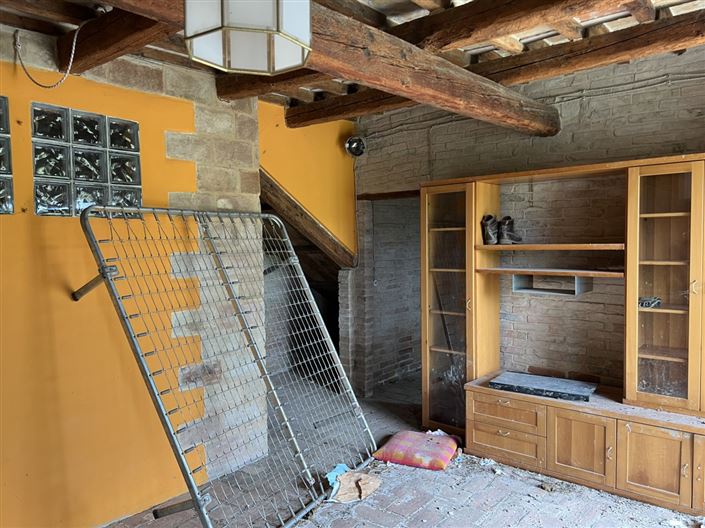 Image No.10-6 Bed House for sale