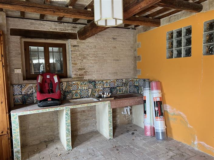 Image No.12-6 Bed House for sale