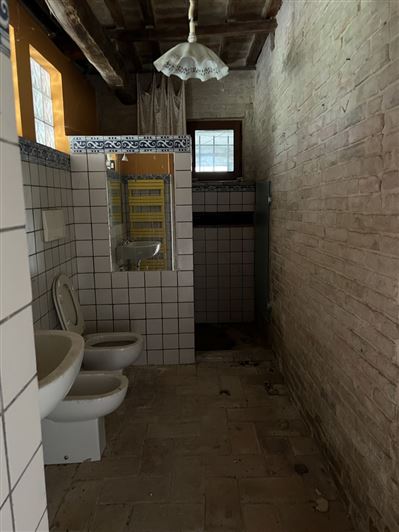 Image No.4-6 Bed House for sale