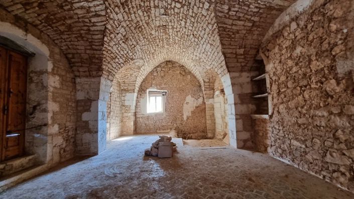 Image No.11-2 Bed Country House for sale