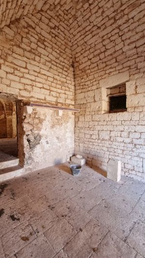 Image No.7-2 Bed Country House for sale